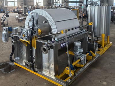 Keuntungan Filter Vakuum Rotasi dalam Perawatan Lumpur untuk Industri Perlindungan Lingkungan