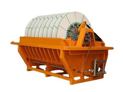 Analisis hubungan antara efisiensi filtrasi dan tingkat filtrasi dalam filter keramik vakum